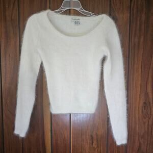 Tuileries Garden Women's White Angora Rabbit Hair Fuzzy Sweater Size Small